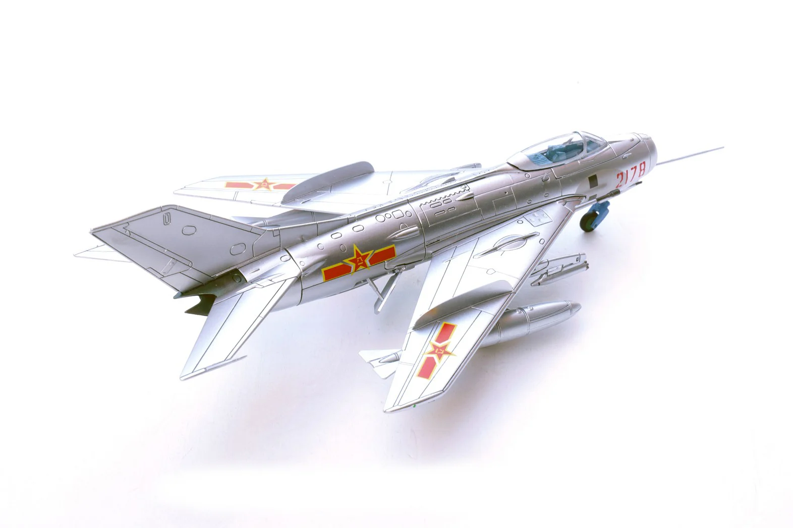 1/72 Chinese J-6 Fighter Model 2178# Alloy finished product collection model 1/72 Chinese J-6 Fighter Model 2178# Alloy finished product collection model