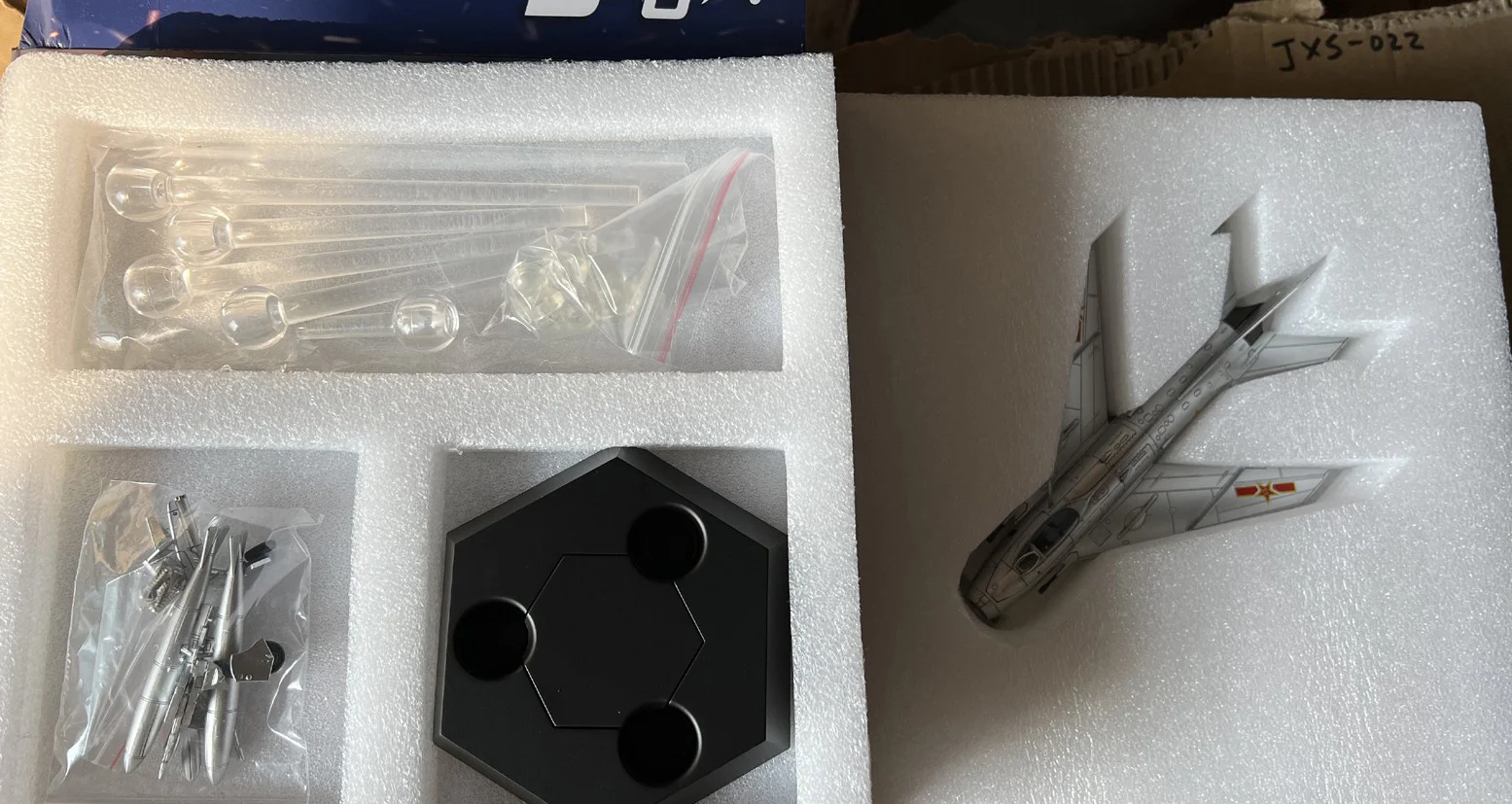 1/72 Chinese J-6 Fighter Model 2178# Alloy finished product collection model 1/72 Chinese J-6 Fighter Model 2178# Alloy finished product collection model