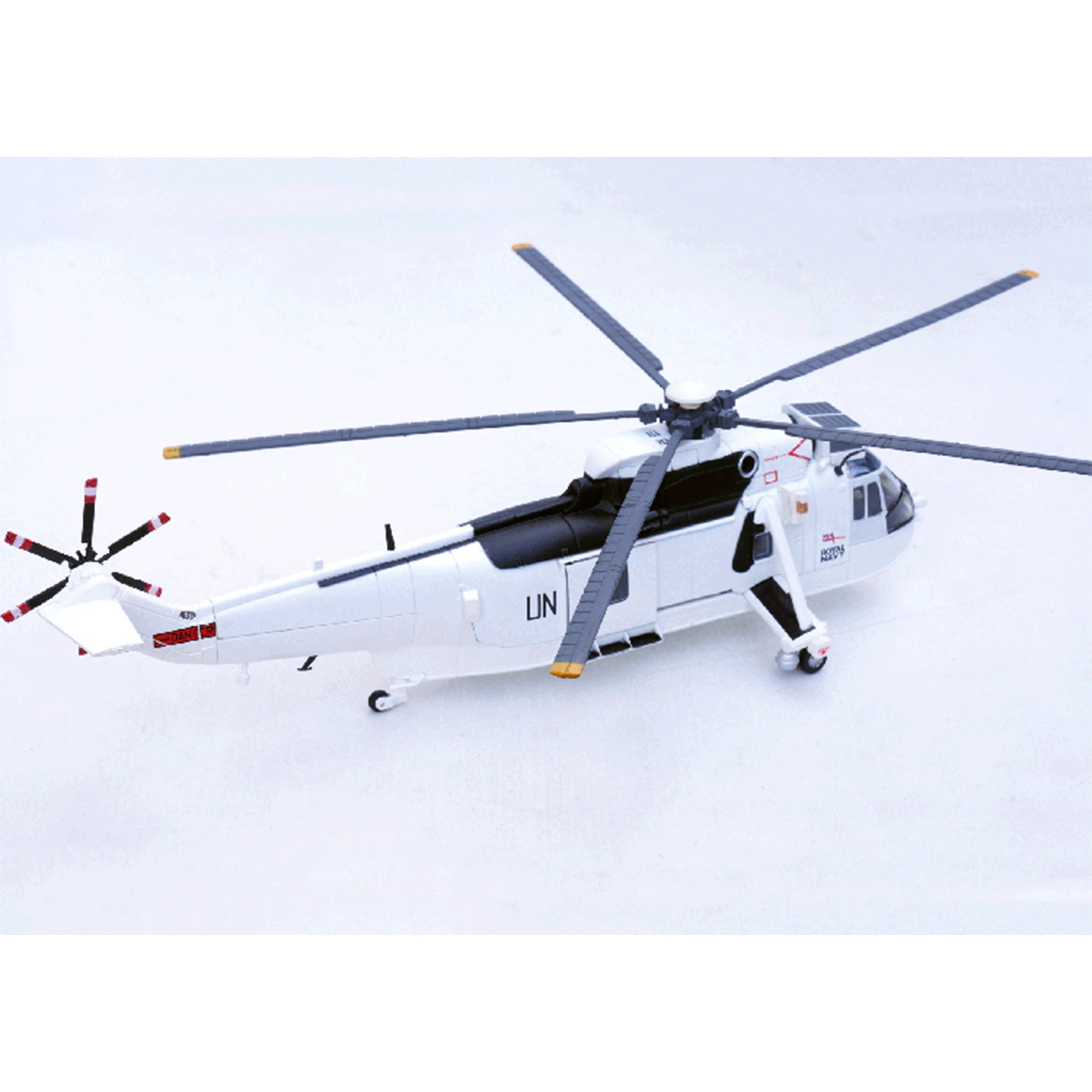 1: 72 14008LC SH-3 (S-61) helicopter model with white UN coating Static finished product model