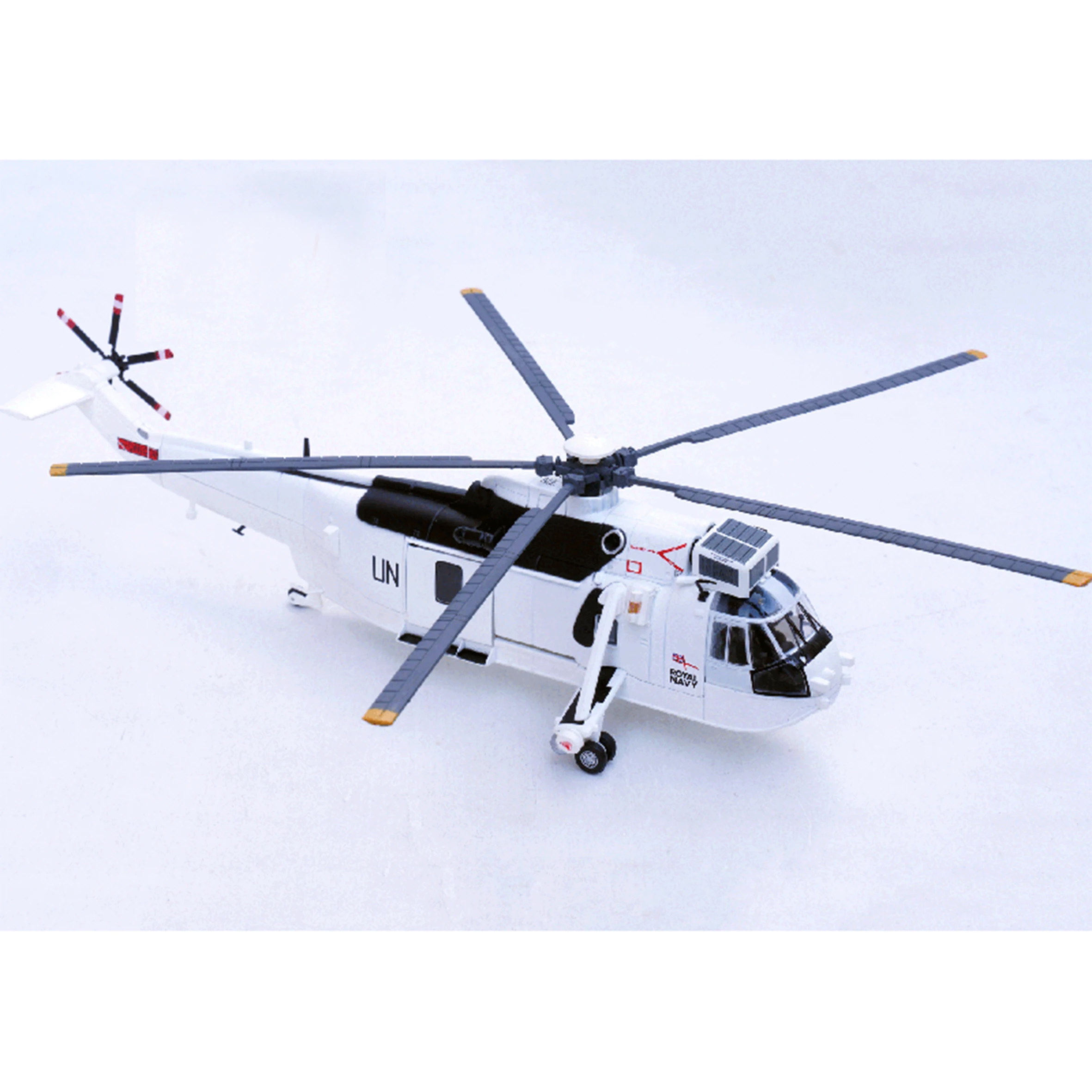 1: 72 14008LC SH-3 (S-61) helicopter model with white UN coating Static finished product model