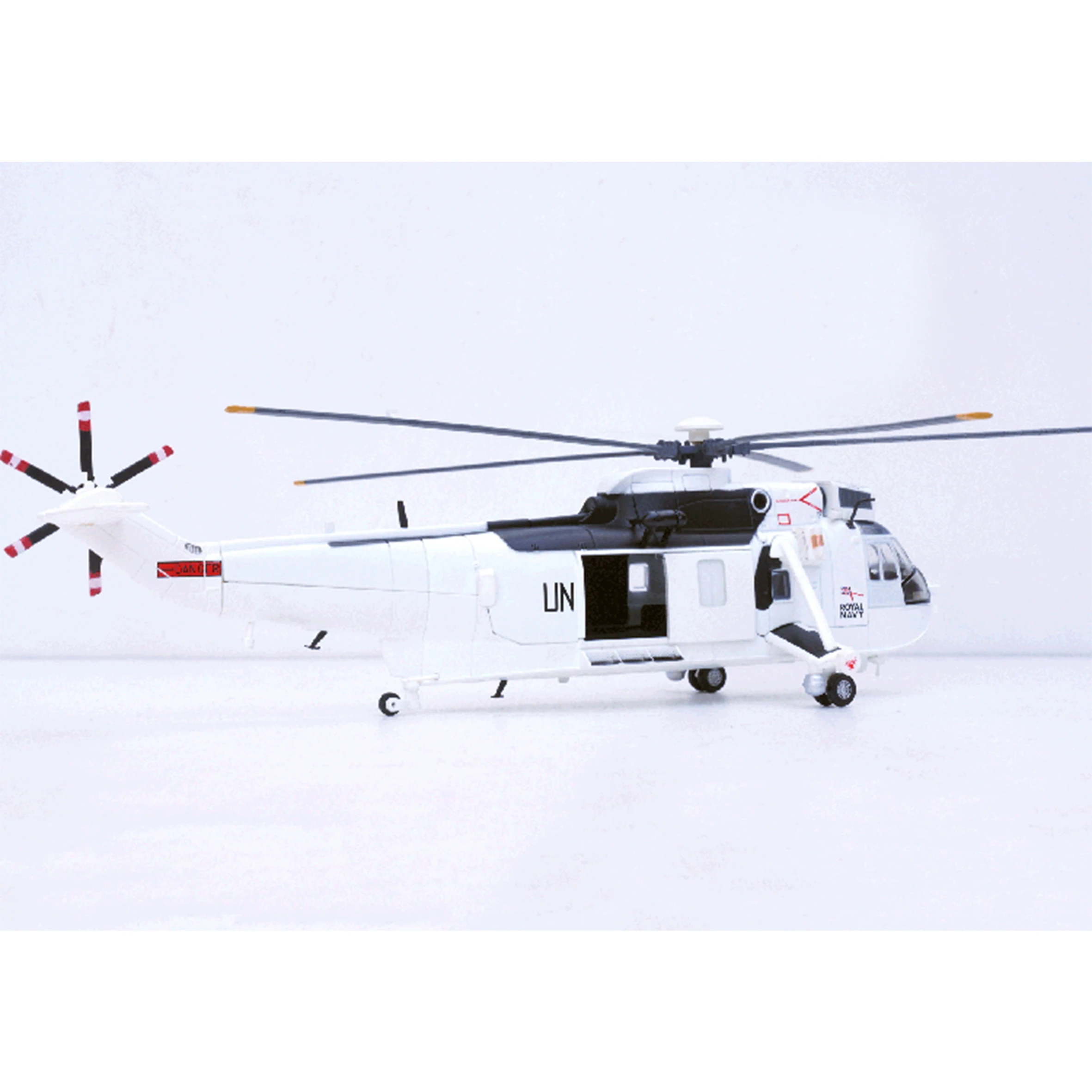 1: 72 14008LC SH-3 (S-61) helicopter model with white UN coating Static finished product model