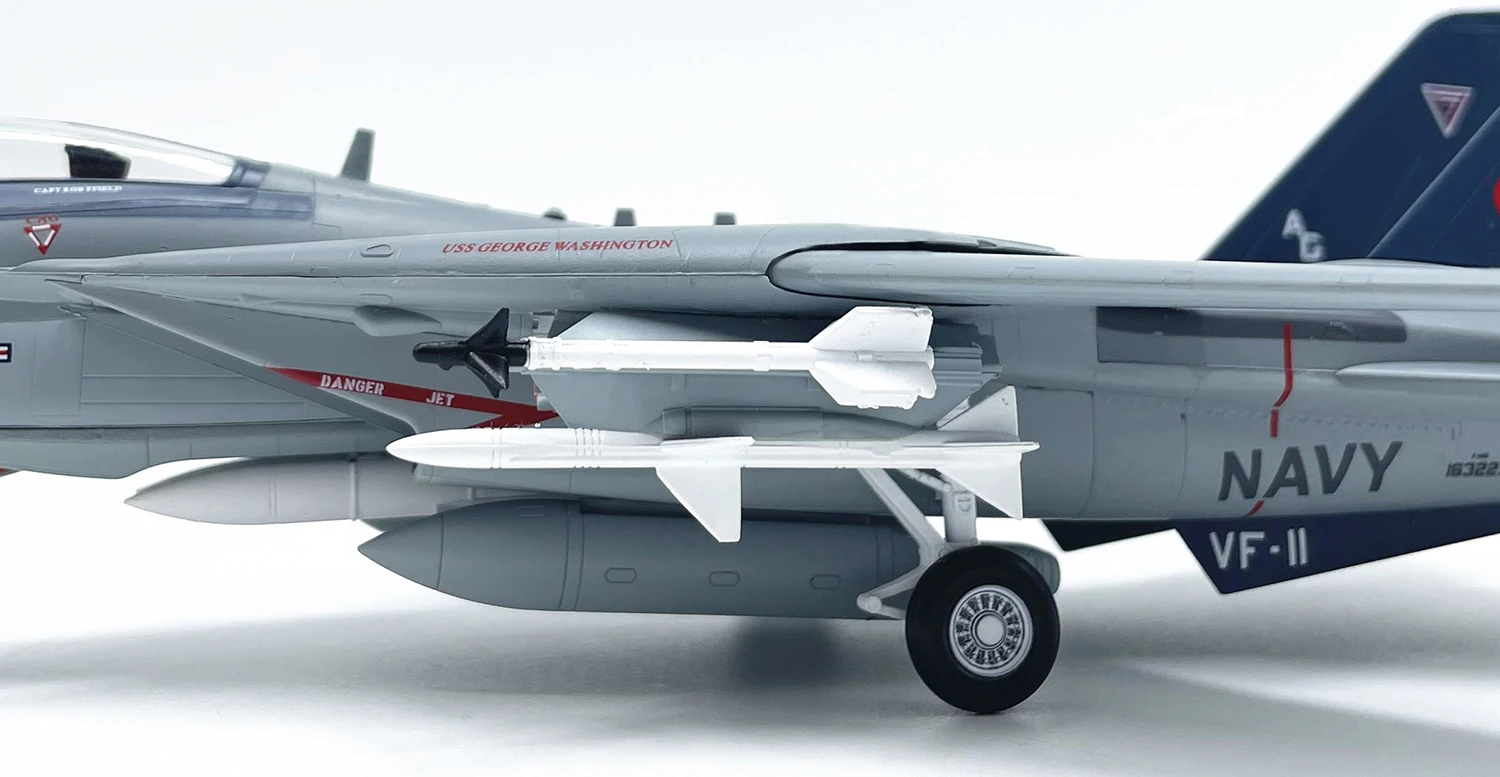 1: 72 American F14B fighter model VF-11 Red Boar Squadron E37189 Finished product collection model 1: 72 American F14B fighter model VF-11 Red Boar Squadron E37189 Finished product collection model