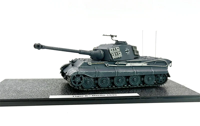 1: 72 1945 German Tiger King tank model aging German gray coating  Semi alloy simulation finished product model