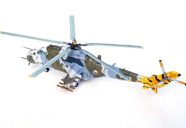 Fine 1/72 Soviet MI-24V Hind Armed Helicopter Model Czech Republi Semi alloy finished product collection model Fine 1/72 Soviet MI-24V Hind Armed Helicopter Model Czech Republi Semi alloy finished product collection model