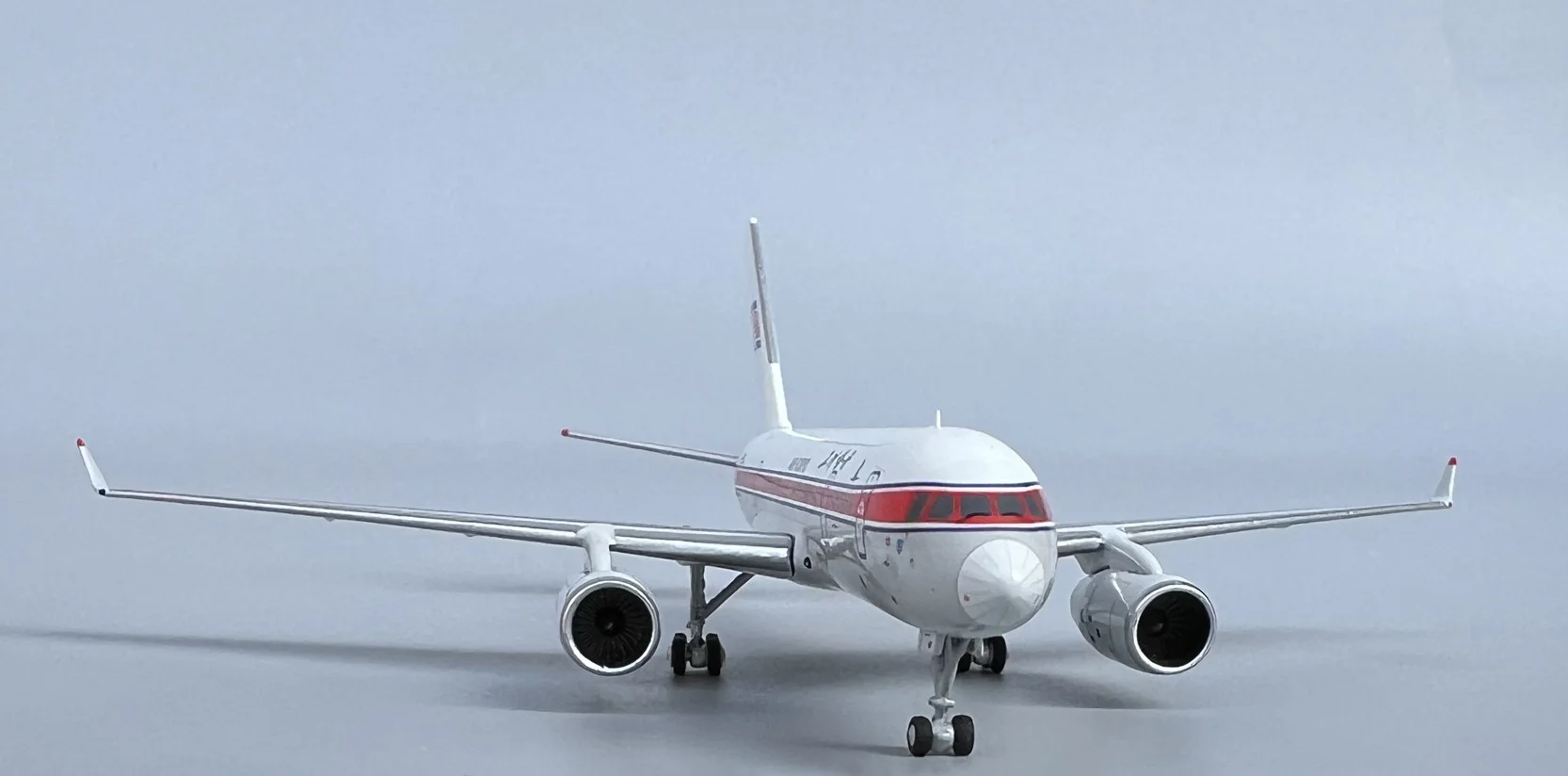 NG 41001 1/400 North Korean Tu-204-300 aircraft model P-632 old painting Alloy Collection Model NG 41001 1/400 North Korean Tu-204-300 aircraft model P-632 old painting Alloy Collection Model