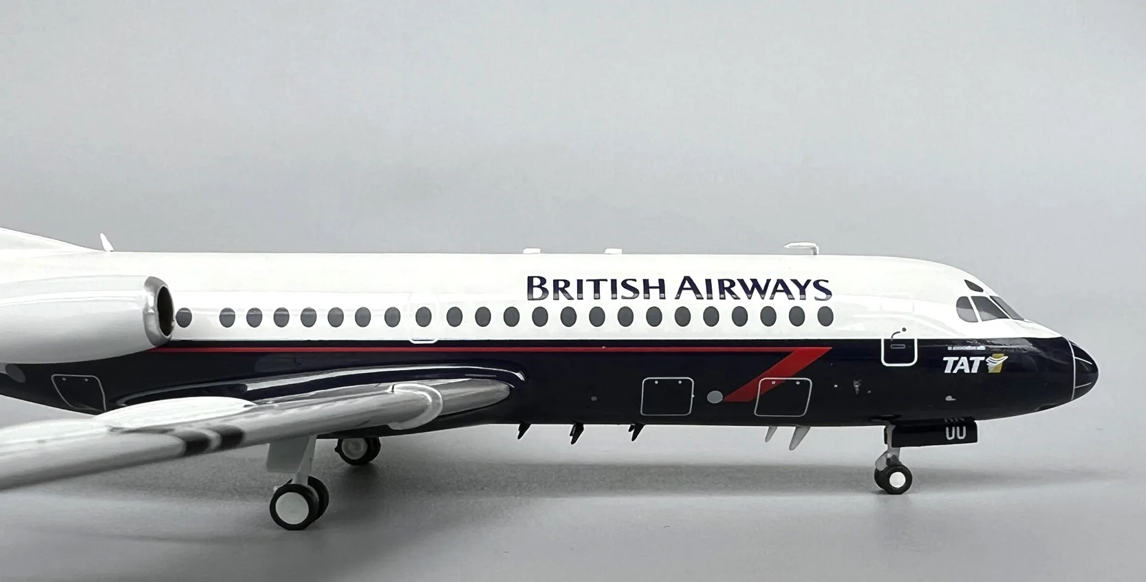 ARD 1/200 UK F28-2000 aircraft model F-GDUU Alloy Collection Model ARD 1/200 UK F28-2000 aircraft model F-GDUU Alloy Collection Model