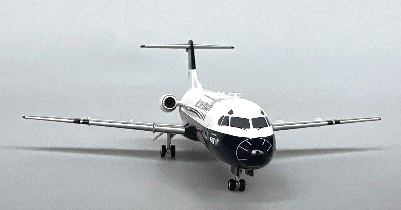 ARD 1/200 UK F28-2000 aircraft model F-GDUU Alloy Collection Model ARD 1/200 UK F28-2000 aircraft model F-GDUU Alloy Collection Model