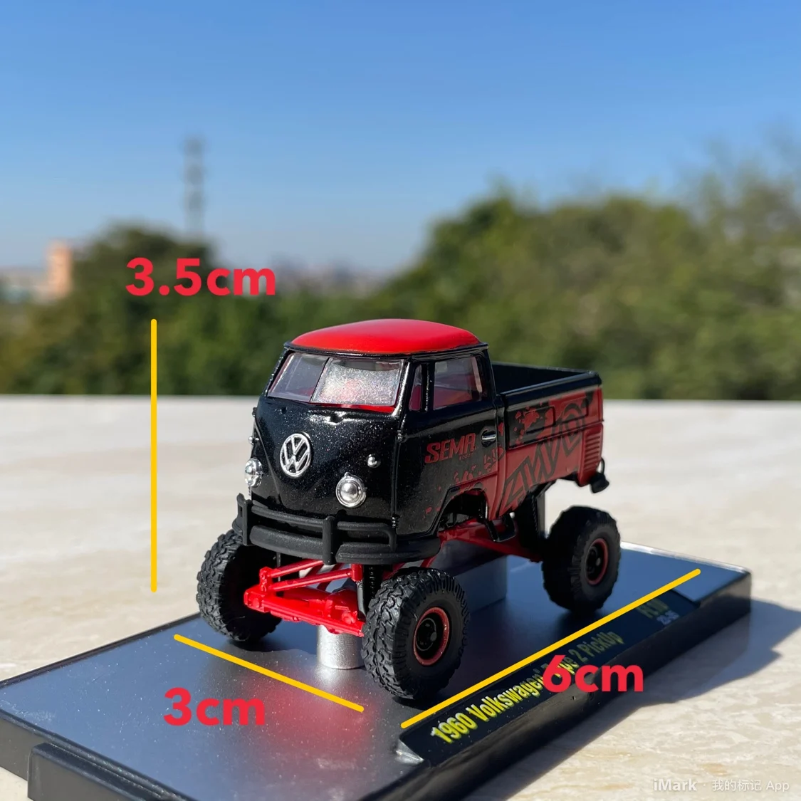 Diecast 1:64 Scale M2 Volkswagen T1 VW T1 Minivan Alloy Simulation Car Model Collectible Gift Souvenir Display Ornament