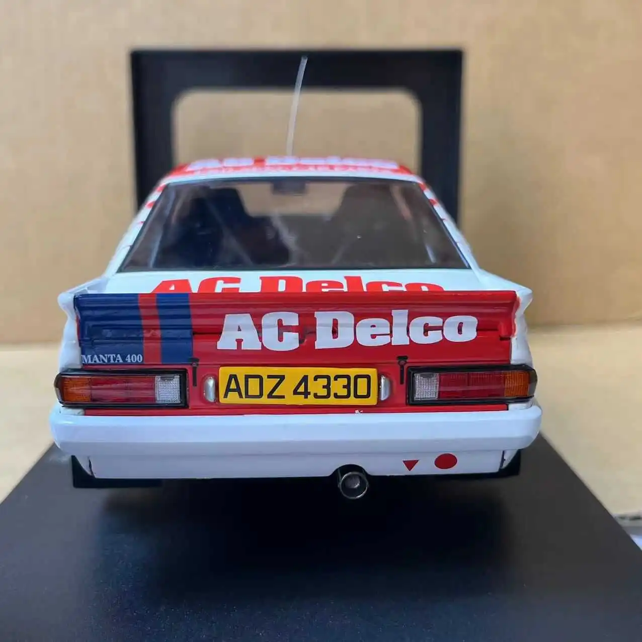 Diecast IXO 1:18 Scale OPEL MANTA #14 1985 Alloy Simulation Car Model COllectible Toy Gift Souvenir