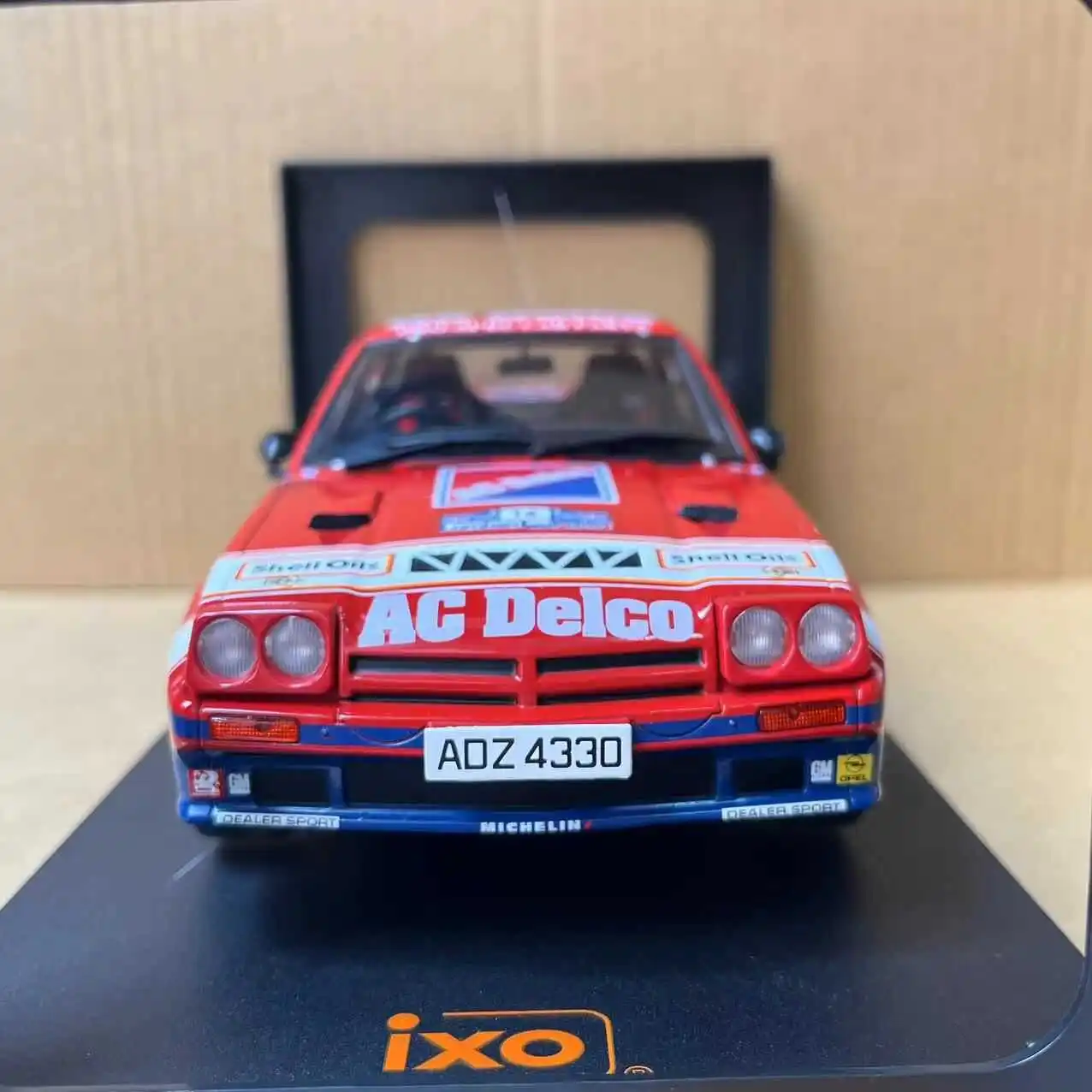 Diecast IXO 1:18 Scale OPEL MANTA #14 1985 Alloy Simulation Car Model COllectible Toy Gift Souvenir