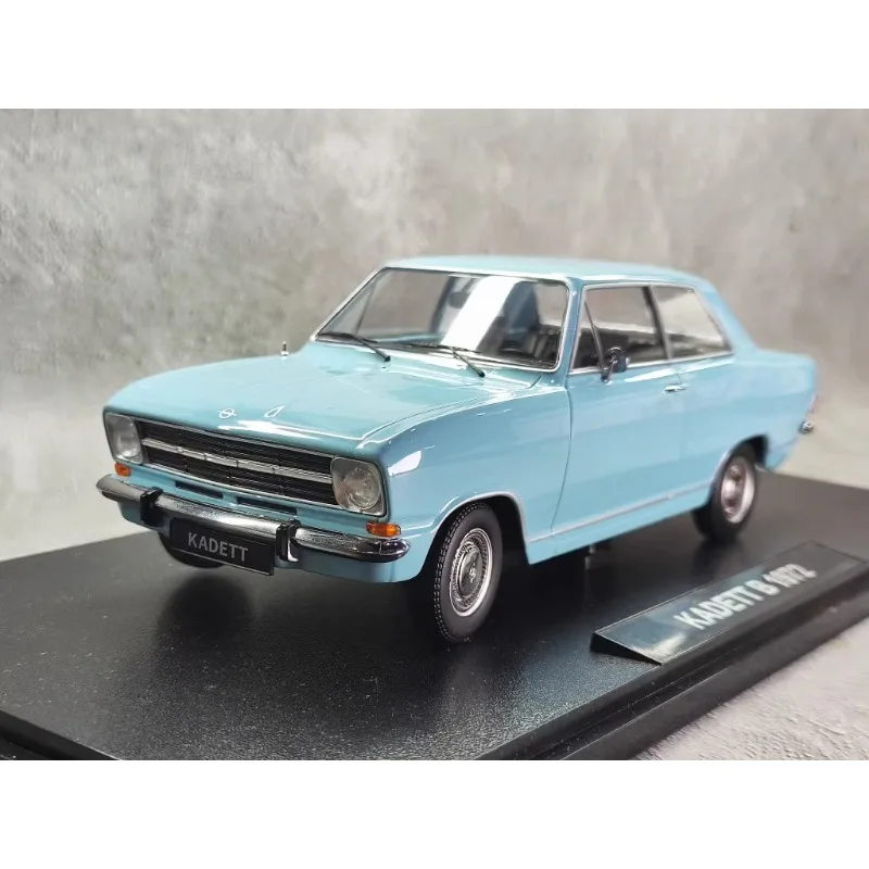 Diecast Kk 1/18 Scale OPEL KADETT B 1972 Alloy Car Model Collectible Toy Gift Souvenir Display