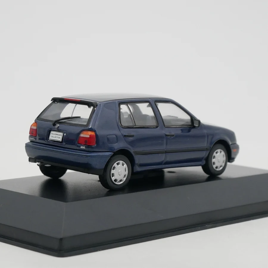 Diecast Ixo 1:43 Scale Volkswagen Golf III GL1993 VW Classic Alloy Car Model Collectible Toy Gift Souvenir Display Ornaments