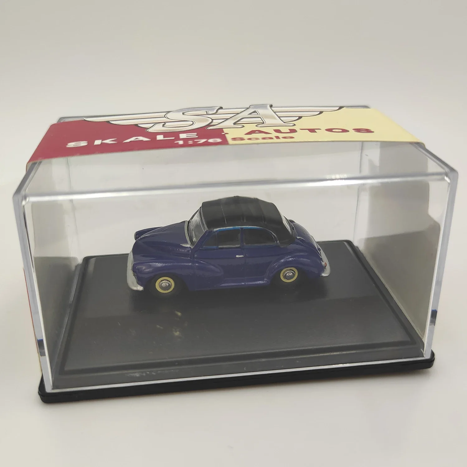 1:76 Scale Diecast Alloy Toys Blue Two Door Vintage Cars Model Classics Nostalgia Adult Souvenir Collection Gifts Static Display