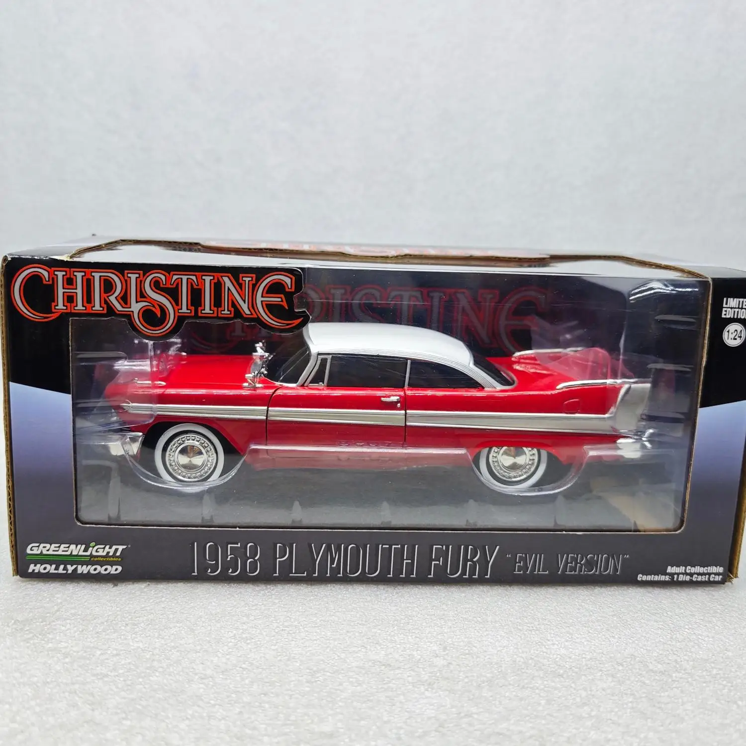 Diecast 1:24 Scale Christine (1983) -1958 Plymouth Fury - EVIL VERSION Alloy Car Model Collection Toy Gift Display Ornament