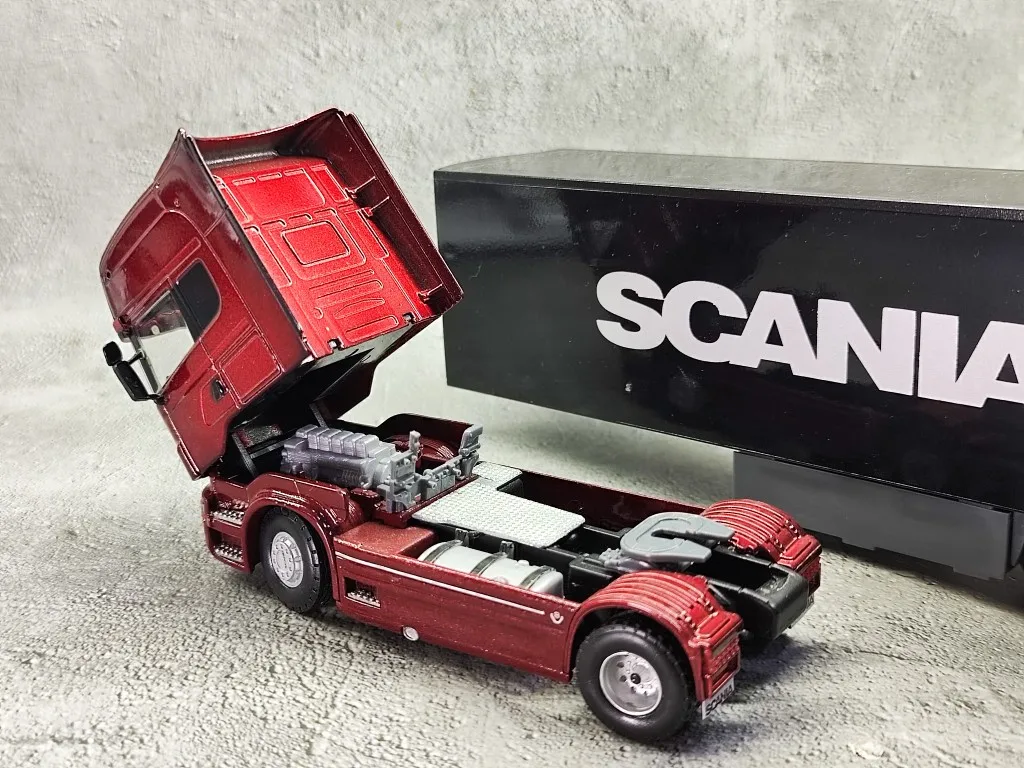 Diecast 1/50 Scale SCANIA Trailer Container Truck Alloy European Heavy Transporter Model Collectible Toy Gift Souvenir Display