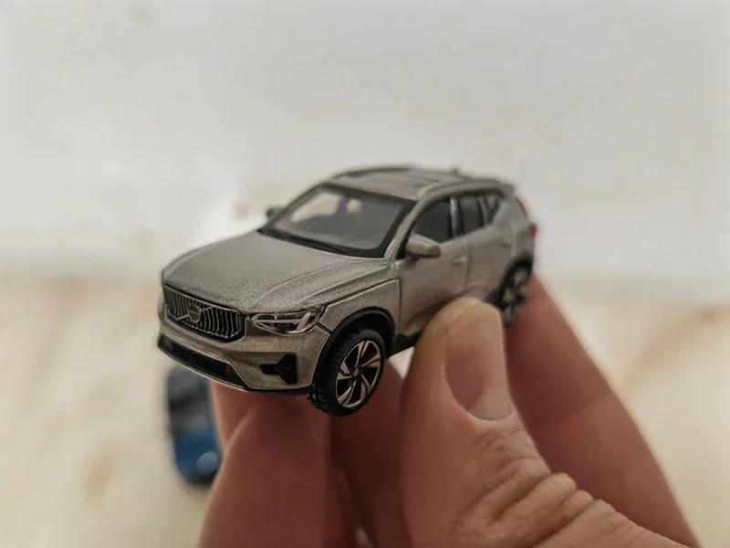Diecast 1:64 Scale Volvo XC90 S90 V90 XC40 C40 XC60 Vehicle Alloy Car Model Toy Collectible Ornament Souvenir Toys Cars Display