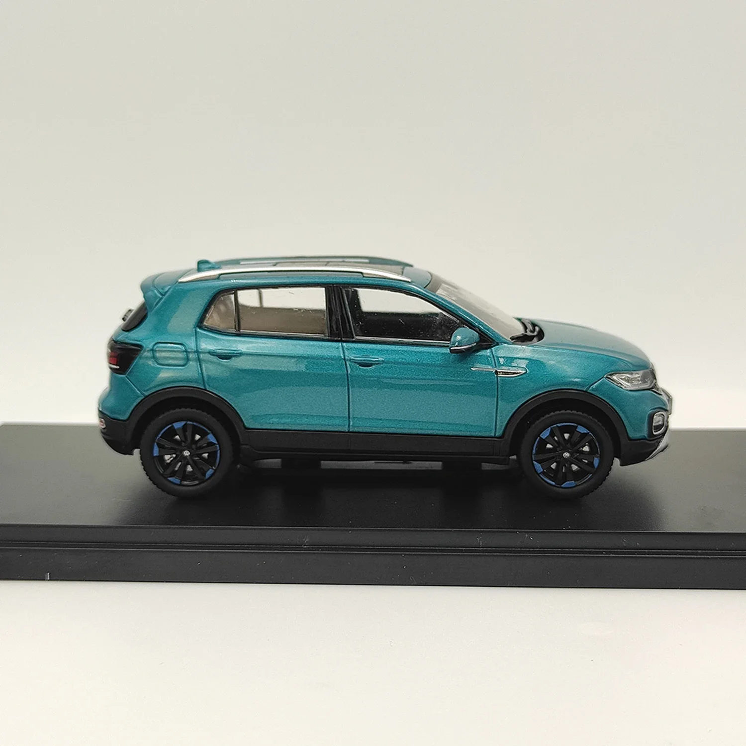 1:43 Scale Diecast Alloy Volkswagen TACQUA Toys Cars Model Classics Nostalgia Adult Gifts Souvenir Static Display Ornaments