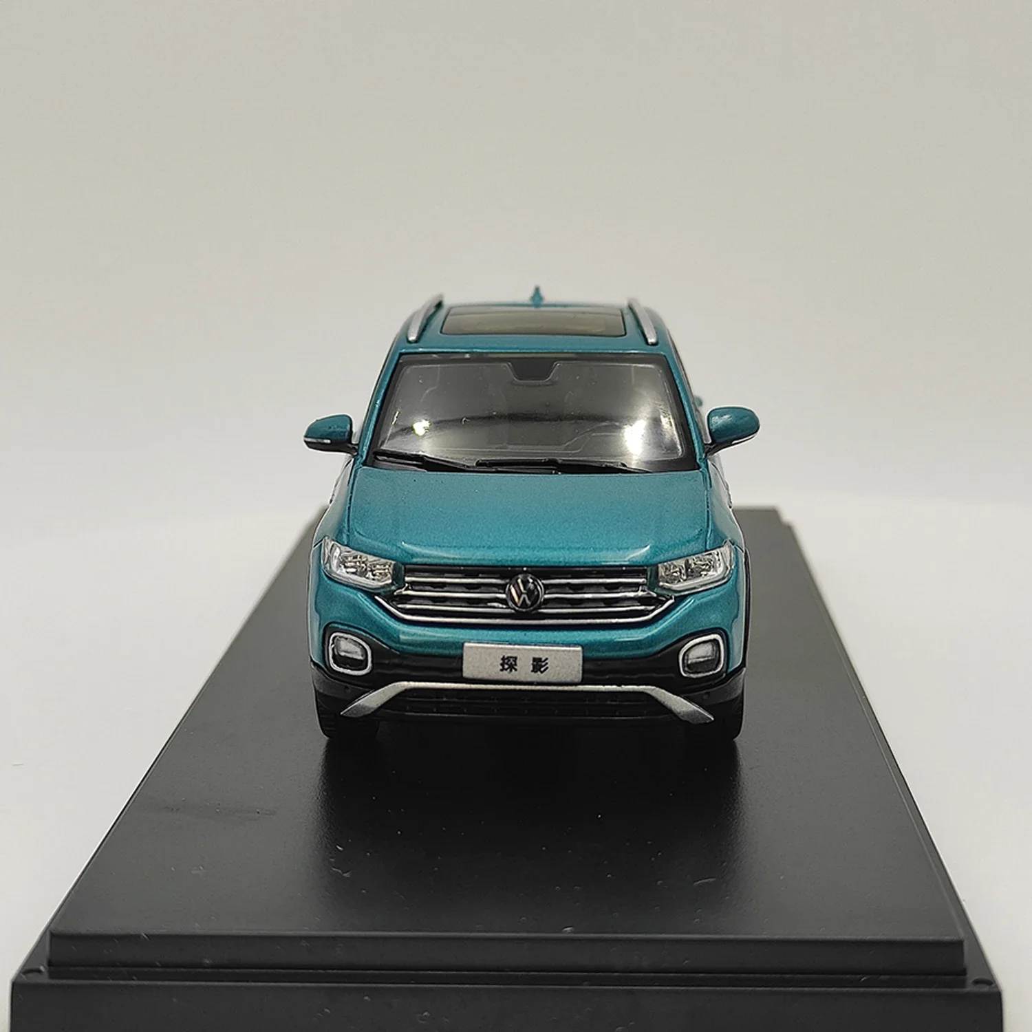 1:43 Scale Diecast Alloy Volkswagen TACQUA Toys Cars Model Classics Nostalgia Adult Gifts Souvenir Static Display Ornaments