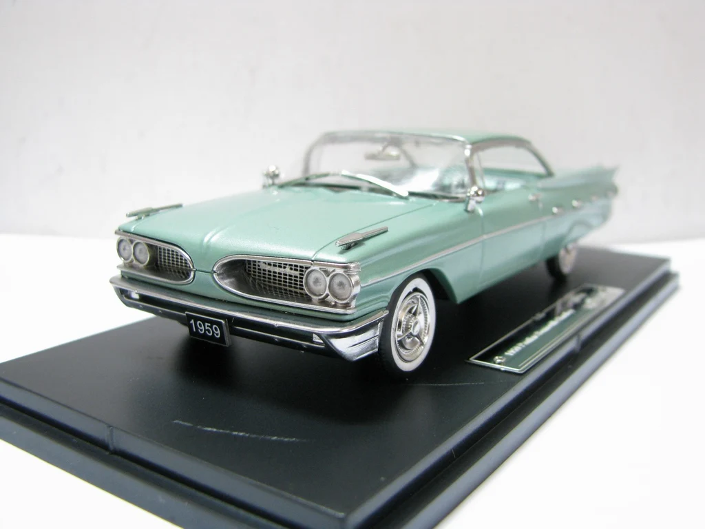 Diecast 1:43 Scale GFCC Pontiac Coupe 1959 Bonneville Hardtop Alloy Car Model Collection Toy Gift Display Ornament