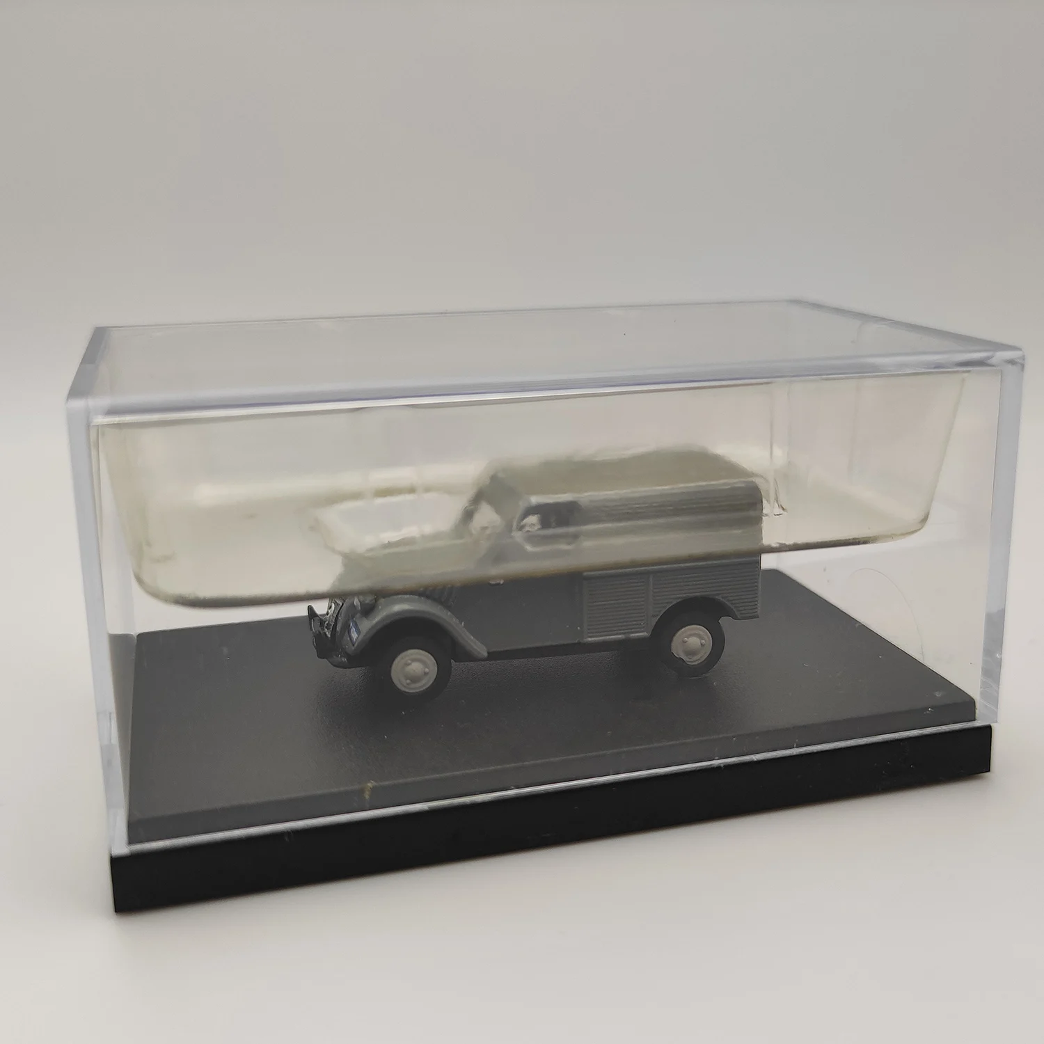 Three-colour 1:87 Scale CITROEN Freight Car  Resin Car Model Collectible Toy Gift Souvenir Display Ornaments