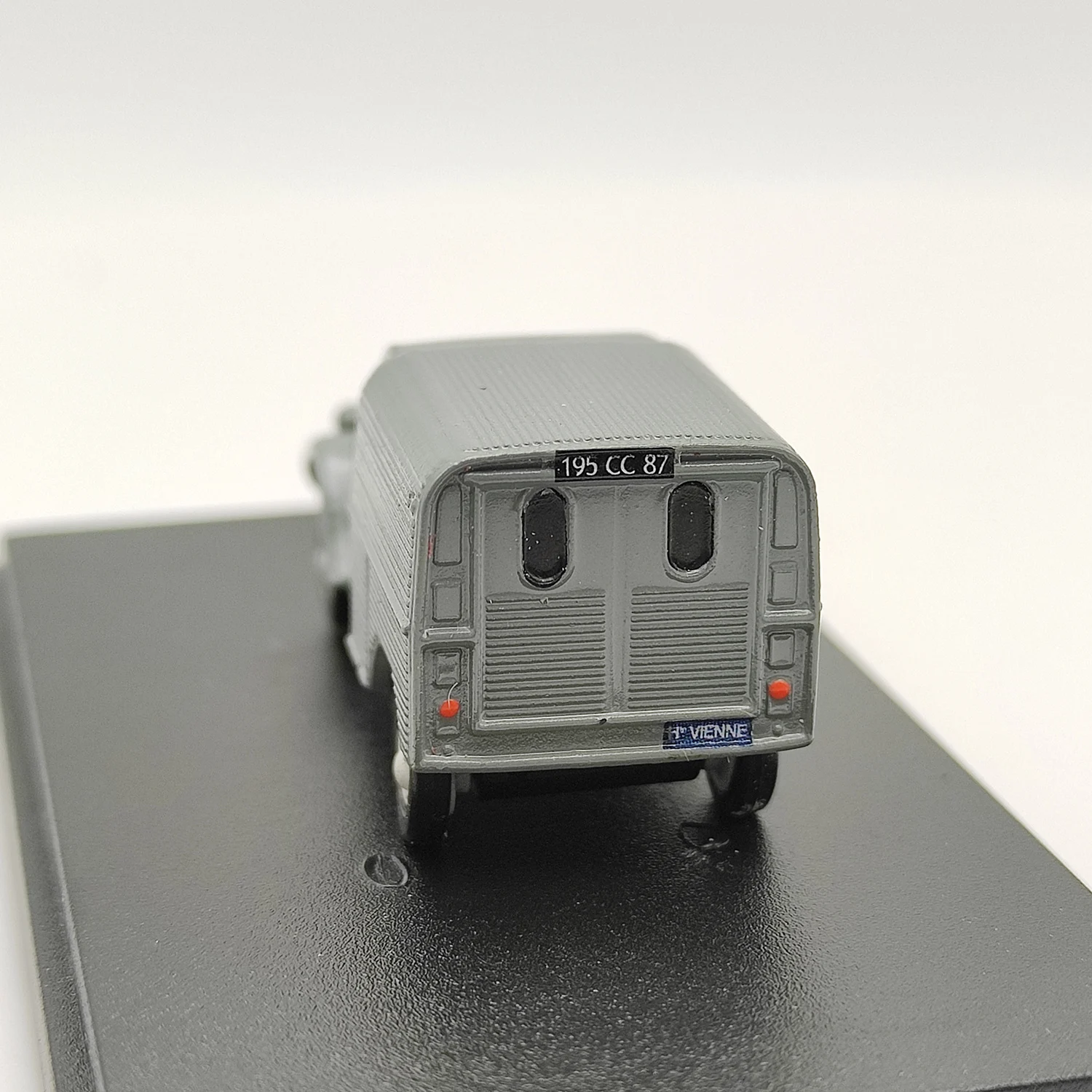 Three-colour 1:87 Scale CITROEN Freight Car  Resin Car Model Collectible Toy Gift Souvenir Display Ornaments