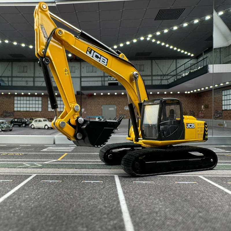 Diecast 1:76 Scale OXFORD Excavator & JCB Mercedes Benz Semi Trailer Alloy Car Model Collectible Toy Gift Souvenir Display Diecast 1:76 Scale OXFORD Excavator & JCB Mercedes Benz Semi Trailer Alloy Car Model Collectible Toy Gift Souvenir Display