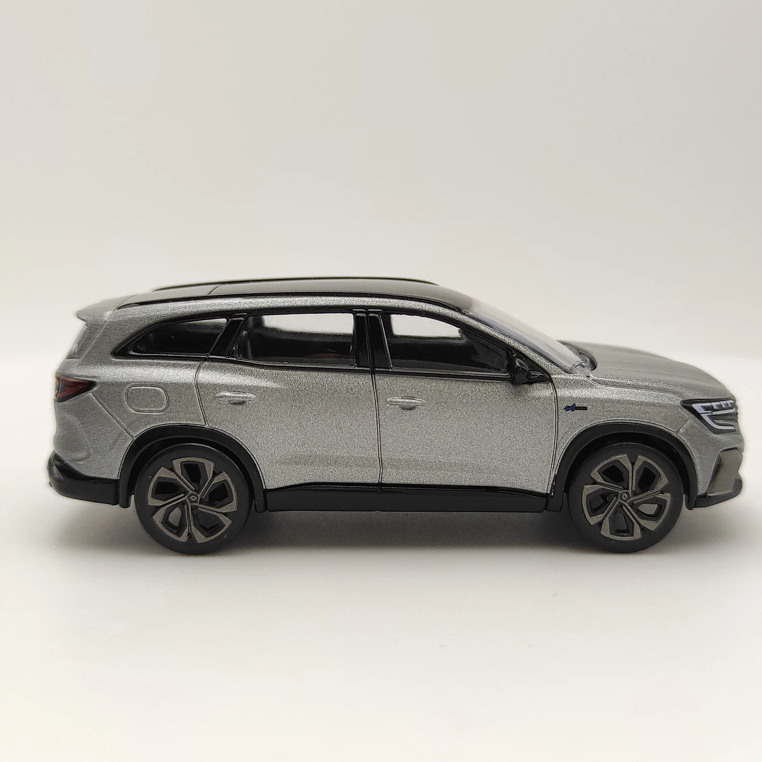 Diecast 1:64 Scale NOREV Renault Espace E-tech Full Hybrid Simulation Alloy Black Car Model Collection Toy Gift Display Ornament