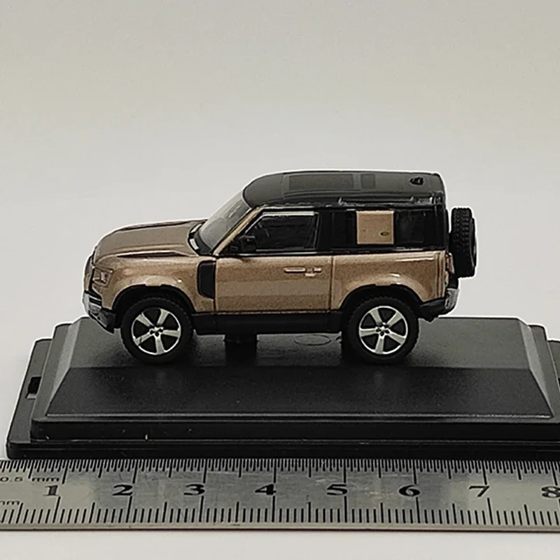 1:76 Scale Diecast Alloy Land Rover Defender 90 Toys Cars Model Classics Nostalgia Adult Souvenir Collection Gift Static Display 1:76 Scale Diecast Alloy Land Rover Defender 90 Toys Cars Model Classics Nostalgia Adult Souvenir Collection Gift Static Display