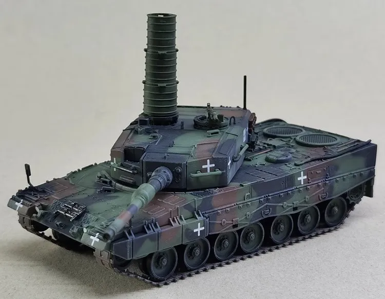 12226PC Ukrainian Leopard 2A4 Main Battle Tank NATO Tricolor Finale 1/72 Static Completed Product Toy Tank Model Ornament