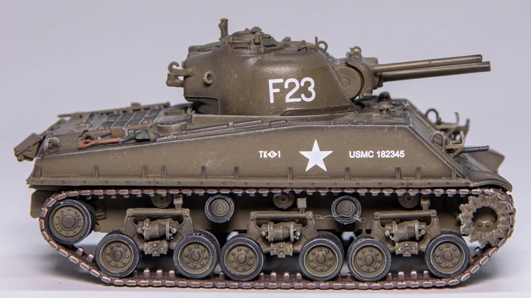 M4A3 HVSS Tank POA-CWS-H5 Flamethrower North Korea 1951 Model Final Static Completion Toy Tank Model Ornament M4A3 HVSS Tank POA-CWS-H5 Flamethrower North Korea 1951 Model Final Static Completion Toy Tank Model Ornament