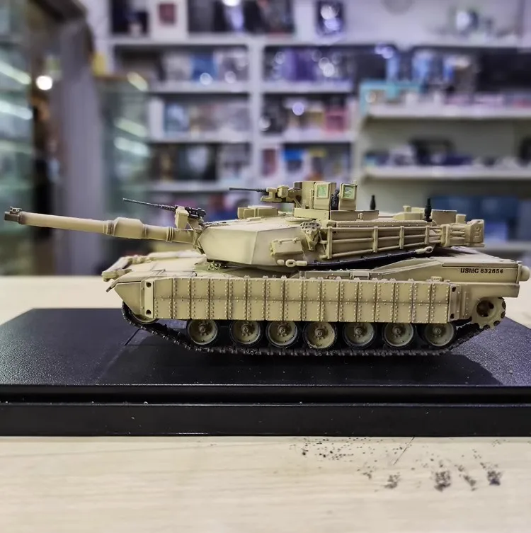 1/72 M1A1TUSK Main Battle Tank, US Marine Corps Sand Colored Static Finished Product, Toy Tank Model Ornament 1/72 M1A1TUSK Main Battle Tank, US Marine Corps Sand Colored Static Finished Product, Toy Tank Model Ornament
