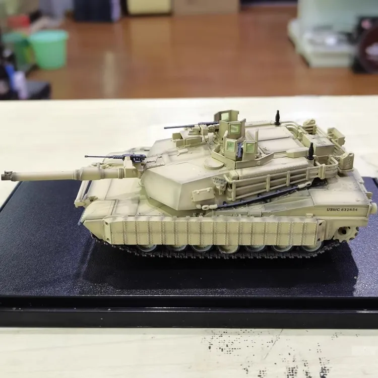 1/72 M1A1TUSK Main Battle Tank, US Marine Corps Sand Colored Static Finished Product, Toy Tank Model Ornament 1/72 M1A1TUSK Main Battle Tank, US Marine Corps Sand Colored Static Finished Product, Toy Tank Model Ornament