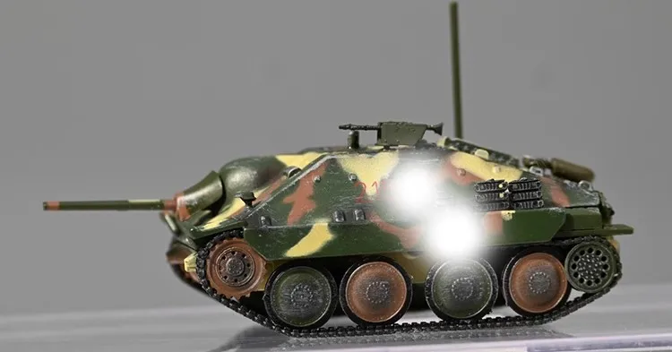 Chaser Tank Destroyer 38 (t) Destroyer Tank Tri Color Completed Product Static Model Ornament 1/72 Chaser Tank Destroyer 38 (t) Destroyer Tank Tri Color Completed Product Static Model Ornament 1/72