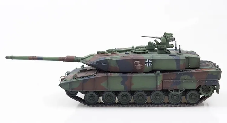 New German Leopard 2A7PRO Main Station 1/72 Tank NATO Tri Color Camouflage Finished Product Static Model New German Leopard 2A7PRO Main Station 1/72 Tank NATO Tri Color Camouflage Finished Product Static Model
