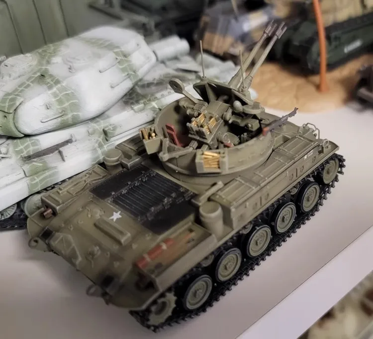 1/72 German M42 Self-propelled M42 Finished Tank Model Static Completion Product Toy Tank Model Ornament