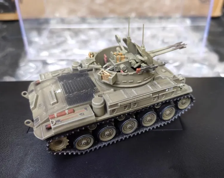 1/72 German M42 Self-propelled M42 Finished Tank Model Static Completion Product Toy Tank Model Ornament