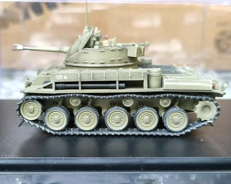 1/72 German M42 Self-propelled M42 Finished Tank Model Static Completion Product Toy Tank Model Ornament
