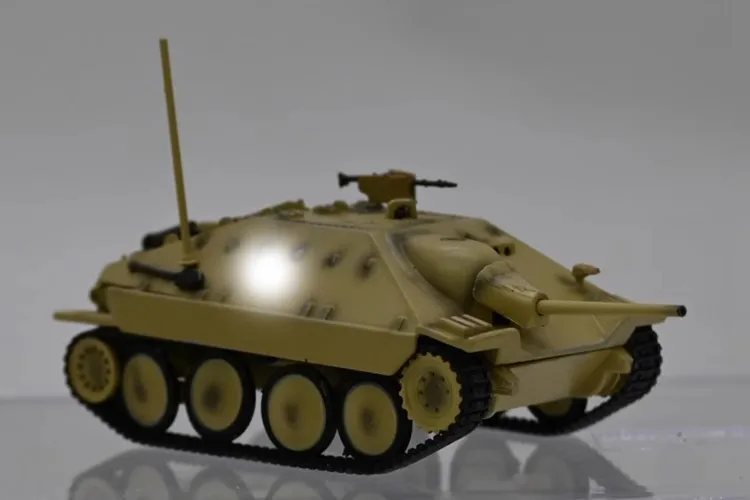 Hunter Tank Destroyer 38 (t) Destroyer Tank Yellow Completion 1/72 Model Static Ornament