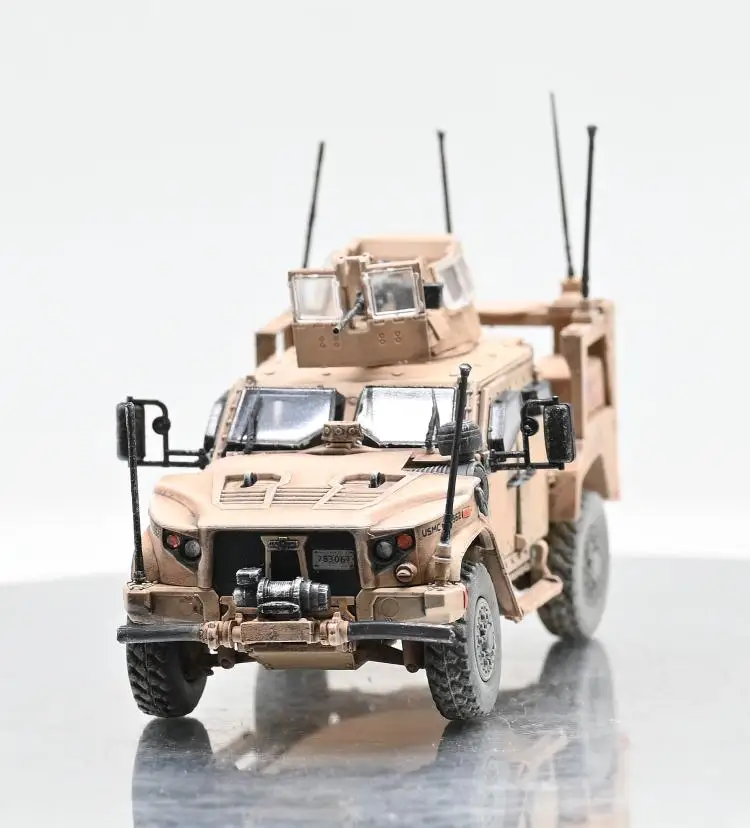 1/72 Scale Joint Light Tactical Vehicle Finished Model Militarized Combat Vehicle Model Product Collectible Toy Gift