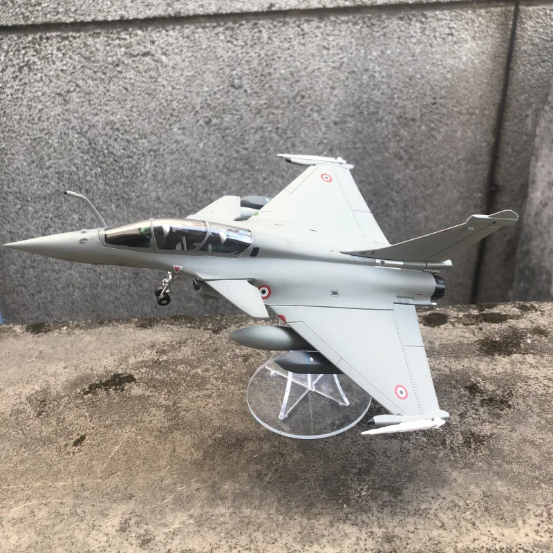 Diecast 1:72 Scale French Rafale B Simulation Alloy Fighter Aircraft Model Finished Product Collection Ornaments